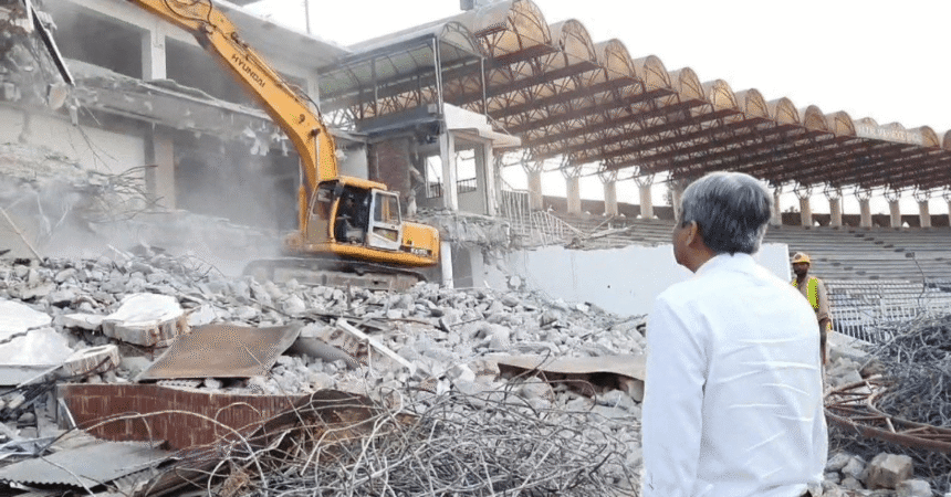 PCB Chief Naqvi Sets Deadline for Gaddafi Stadium Upgrade