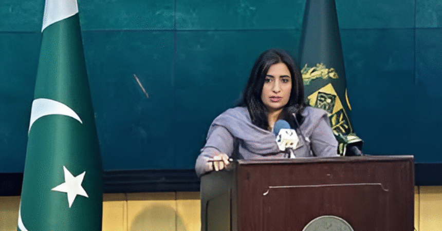 Pakistan stands in solidarity with Bangladesh