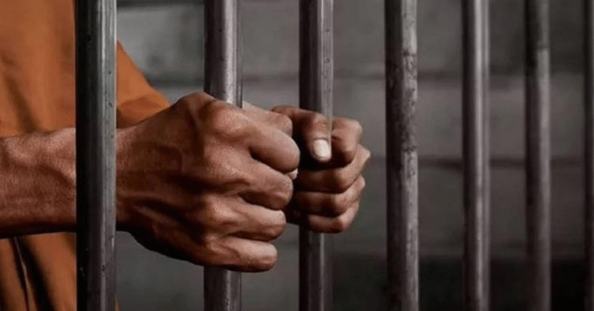 Fifty-six Pakistanis imprisoned in Sri Lankan jails have returned home