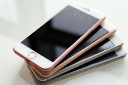 Pakistan's Mobile Phone Imports Surge to $1.898 Billion in FY 2023-24