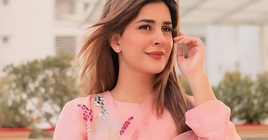 Teen Fan Runs Away from Home to Meet Pakistani Actress Kubra Khan