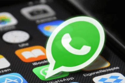 WhatsApp Unveils Augmented Reality Features for iOS Users