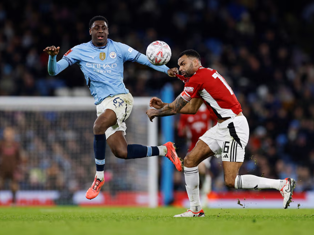Manchester City Thrash Salford 8-0